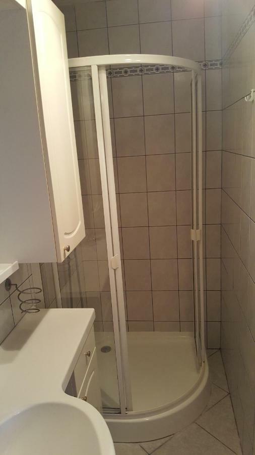 Guest House Dijana Krk Town Exterior foto